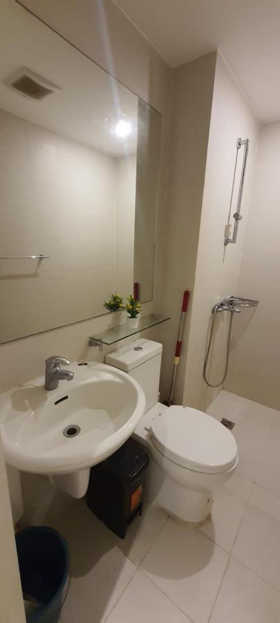 Jn Condotel The Azure Urban Resort Residences Paranaque City Luaran gambar